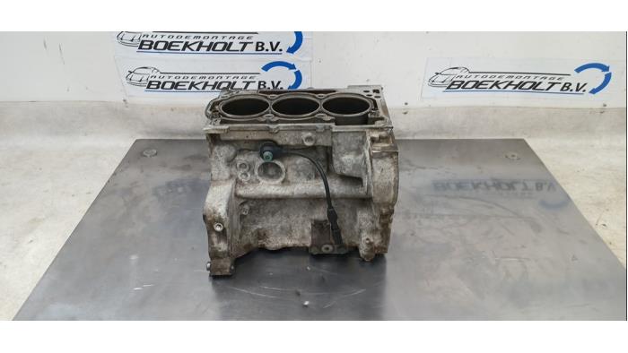 Used Engine crankcase Volkswagen Polo IV (9N1/2/3) 1.2 12V Price € 199,00 Margin scheme offered by Boekholt autodemontage B.V