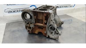 Motor Unterblock van een Volkswagen Polo IV (9N1/2/3) 1.2 12V 2003