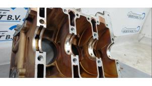 Motor Unterblock van een Volkswagen Polo IV (9N1/2/3) 1.2 12V 2003