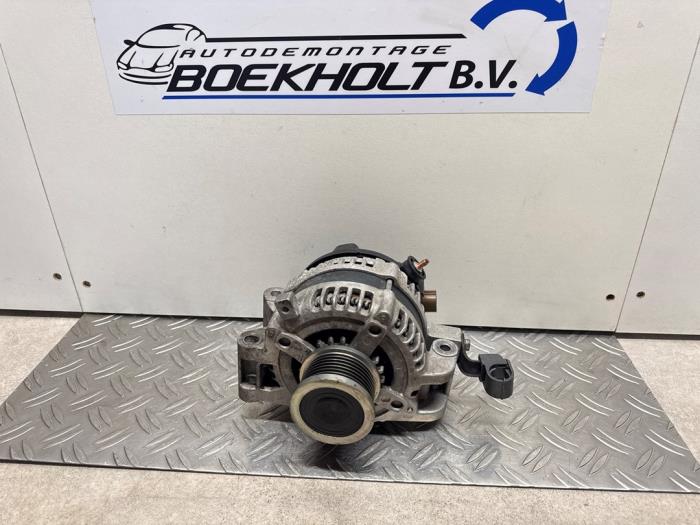 Begagnade Dynamo Toyota Avensis Wagon (T25/B1E) 2.2 D-4D 16V D-CAT Pris € 59,29 Inklusive moms erbjuds av Boekholt autodemontage B.V