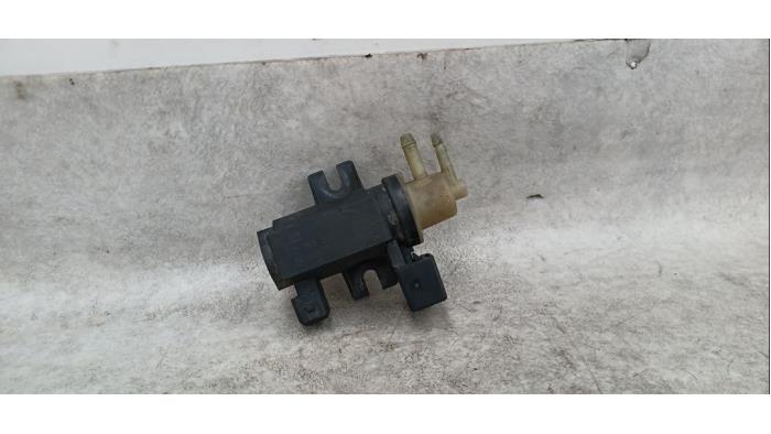 Usagé Régulateur pression turbo Opel Combo (Corsa C) 1.3 CDTI 16V Prix € 17,50 Règlement à la marge proposé par Boekholt autodemontage B.V