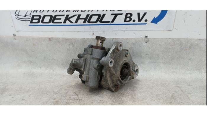 Used Power steering pump Audi A6 (C6) 4.2 V8 40V Quattro Price € 149,00 Margin scheme offered by Boekholt autodemontage B.V