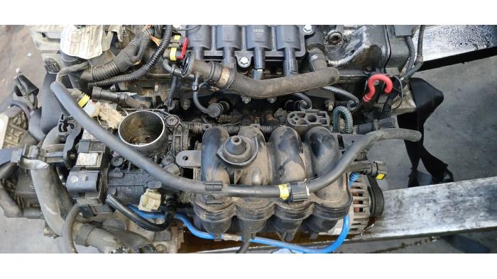 Usagé Système d'injection Fiat Grande Punto (199) 1.2 Prix € 15,00 Règlement à la marge proposé par Boekholt autodemontage B.V