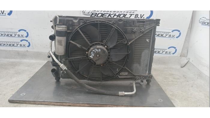 Gebrauchte Kühlerventilator Dacia Logan MCV I (KS) 1.6 16V Preis € 48,00 Margenregelung angeboten von Boekholt autodemontage B.V