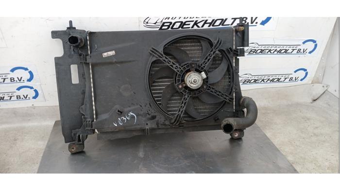 Gebrauchte Kühlerventilator Fiat Grande Punto (199) 1.2 Preis € 33,00 Margenregelung angeboten von Boekholt autodemontage B.V