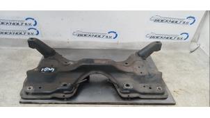 Używane Rama pomocnicza Fiat Grande Punto (199) 1.2 Cena € 60,00 Procedura marży oferowane przez Boekholt autodemontage B.V