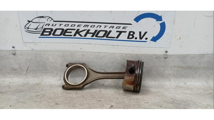 Begagnade Vevstake Audi A6 (C6) 4.2 V8 40V Quattro Pris € 45,00 Marginaltabell erbjuds av Boekholt autodemontage B.V