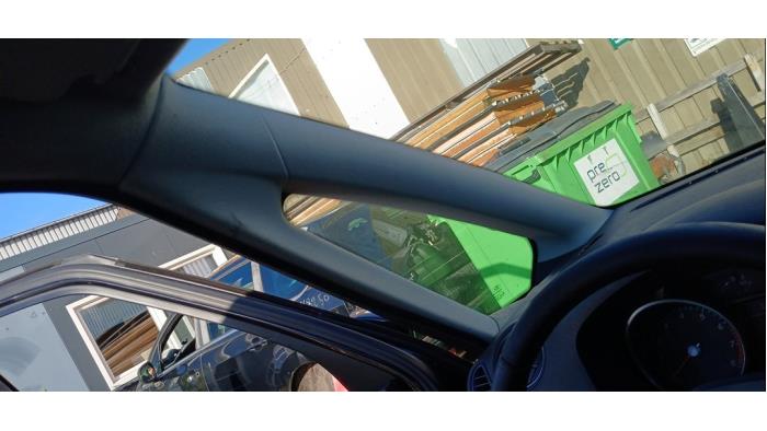 Usados Ventanilla triangular izquierda delante Ford S-Max (GBW) 2.0 16V Precio de solicitud ofrecido por Boekholt autodemontage B.V