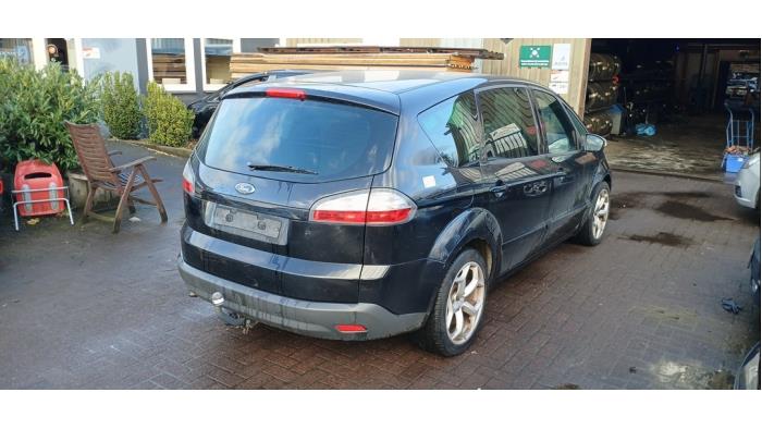 Używane Spojler Ford S-Max (GBW) 2.0 16V Cena na żądanie oferowane przez Boekholt autodemontage B.V