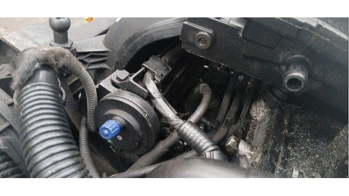 Usagé Système d'injection Volkswagen Touran (1T1/T2) 1.6 Prix € 49,00 Règlement à la marge proposé par Boekholt autodemontage B.V