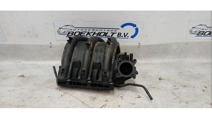 Begagnade Insugsrör Volkswagen Polo IV (9N1/2/3) 1.2 Pris € 45,00 Marginaltabell erbjuds av Boekholt autodemontage B.V