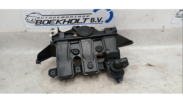 Usagé Ventilation carter Opel Vivaro B 1.6 CDTI 90 Prix € 42,00 Règlement à la marge proposé par Boekholt autodemontage B.V