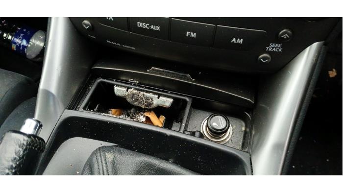 Begagnade Askkopp, fram Lexus IS (E2) 250 2.5 V6 24V Pris € 27,00 Marginaltabell erbjuds av Boekholt autodemontage B.V