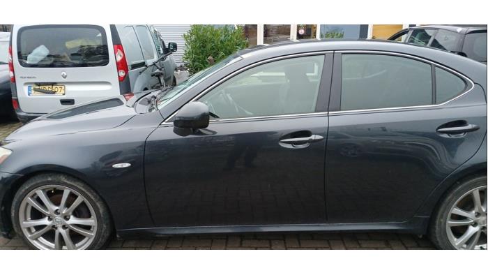 Usados Ventanilla triangular izquierda detrás Lexus IS (E2) 250 2.5 V6 24V Precio € 69,00 Norma de margen ofrecido por Boekholt autodemontage B.V