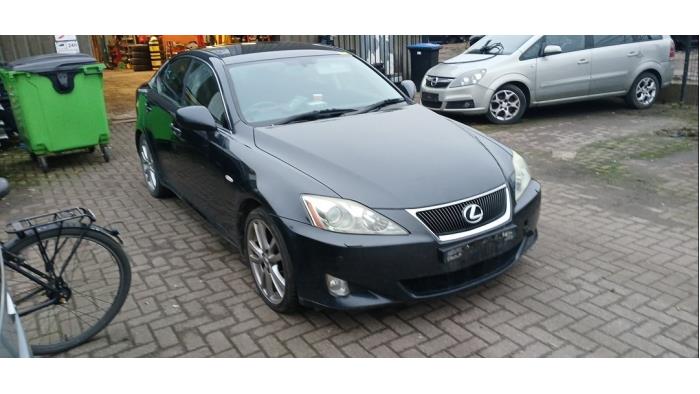 Usados Aleta de ventanilla Lexus IS (E2) 250 2.5 V6 24V Precio € 30,00 Norma de margen ofrecido por Boekholt autodemontage B.V