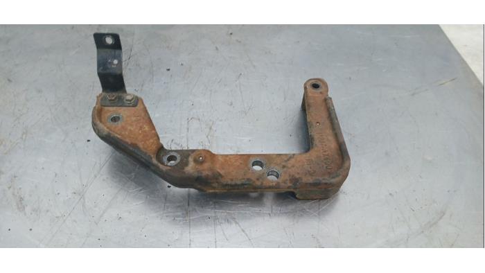 Used Engine mount Nissan Micra (K12) 1.2 16V Price € 30,00 Margin scheme offered by Boekholt autodemontage B.V