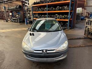 Używane Rurka do napelniania zbiornika paliwa Peugeot 206 (2A/C/H/J/S) 1.1 XN,XR Cena na żądanie oferowane przez Boekholt autodemontage B.V