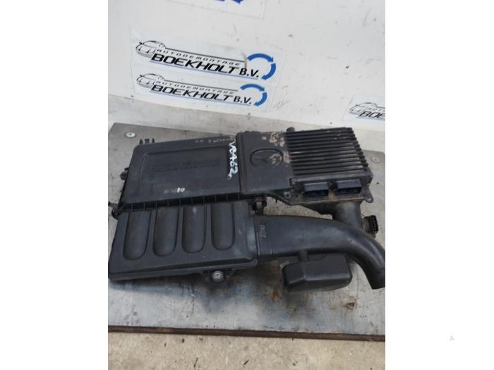Gebrauchte Luftfiltergehäuse Mazda 3 Sport (BL14/BLA4/BLB4) 1.6i MZR 16V Preis € 45,00 Margenregelung angeboten von Boekholt autodemontage B.V
