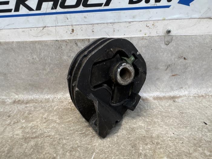 Used Engine mount Opel Movano 2.3 CDTi 16V RWD Price € 25,00 Margin scheme offered by Boekholt autodemontage B.V