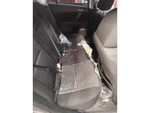 Begagnade Bakre bältesspänne, mitten Mazda 3 Sport (BL14/BLA4/BLB4) 1.6i MZR 16V Pris € 24,00 Marginaltabell erbjuds av Boekholt autodemontage B.V