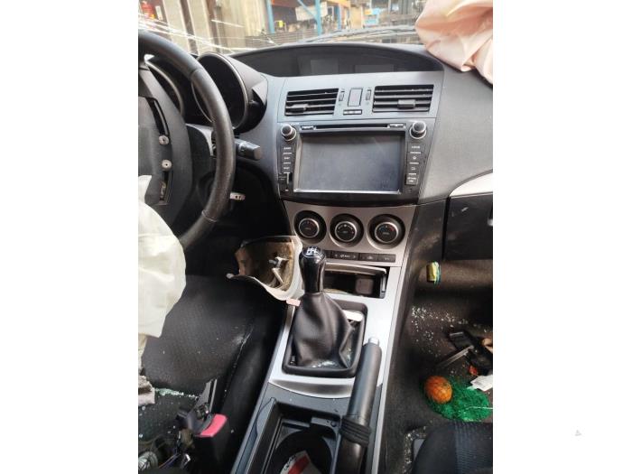 Begagnade Askkopp, fram Mazda 3 Sport (BL14/BLA4/BLB4) 1.6i MZR 16V Pris € 24,00 Marginaltabell erbjuds av Boekholt autodemontage B.V