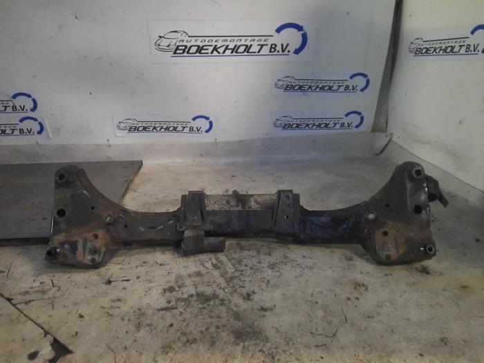 Used Subframe BMW 3 serie Touring (E46/3) 320i 24V Price on request offered by Boekholt autodemontage B.V