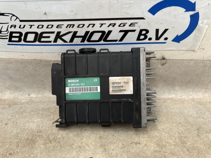 Used Engine management computer Peugeot 106 II 1.4 XN,XR,XS,XT Price € 38,00 Margin scheme offered by Boekholt autodemontage B.V