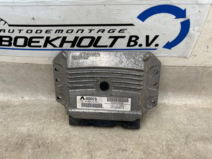 Used Engine management computer Renault Grand Scénic II (JM) 2.0 16V Price € 65,00 Margin scheme offered by Boekholt autodemontage B.V