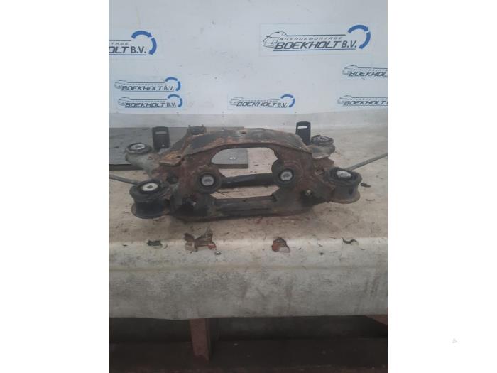 Usagé Faux châssis BMW 3 serie Touring (E46/3) 320i 24V Prix € 123,00 Règlement à la marge proposé par Boekholt autodemontage B.V
