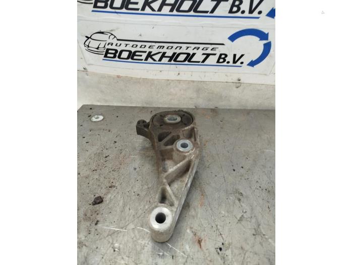 Gebrauchte Motorlager Opel Meriva (A) 1.6 Preis € 27,00 Margenregelung angeboten von Boekholt autodemontage B.V