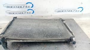 Kühler van een Ford Fiesta 5 (JD/JH) 1.3 2005