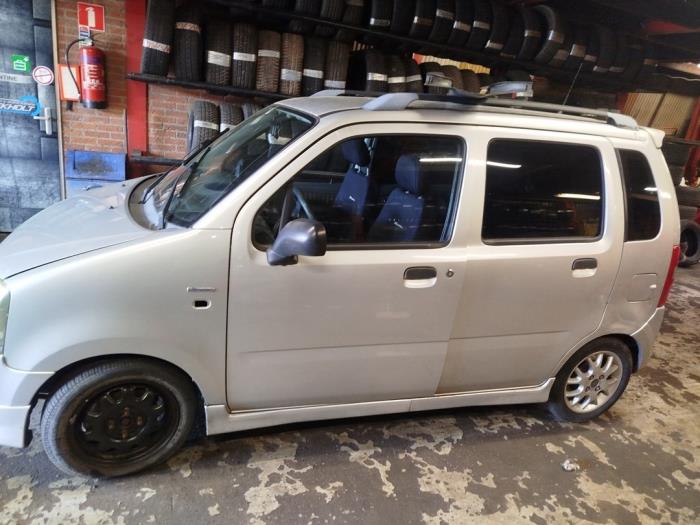 Usagé Servo frein Suzuki Wagon-R+ (RB) 1.3 16V Prix € 50,00 Règlement à la marge proposé par Boekholt autodemontage B.V