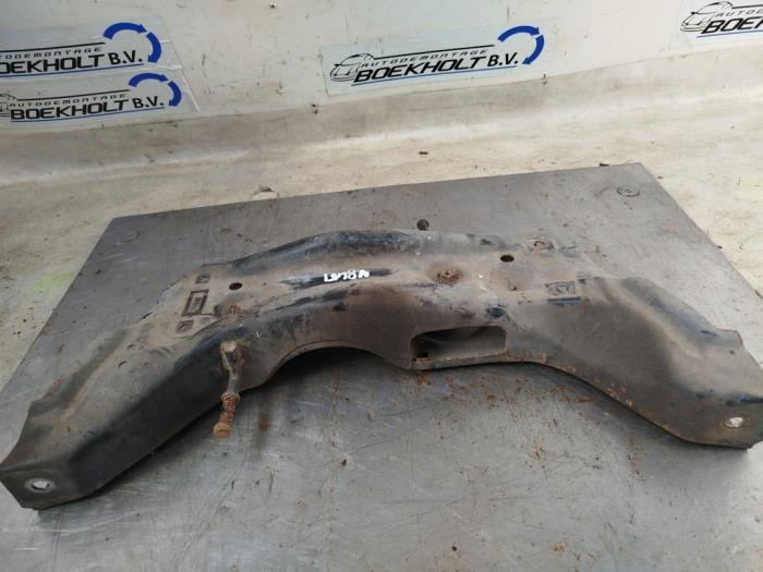 Subframe Volkswagen Fox 1.2 - BMD - Boekholt autodemontage B.V