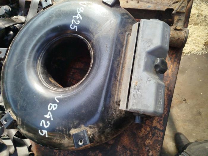 Begagnade Bränsletank Volkswagen Polo III (6N2) 1.4 Pris € 50,00 Marginaltabell erbjuds av Boekholt autodemontage B.V