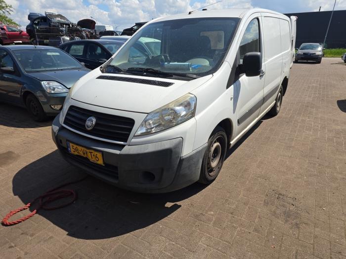 Usagé Servo frein Fiat Scudo (270) 2.0 D Multijet Prix € 84,00 Règlement à la marge proposé par Boekholt autodemontage B.V