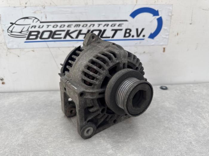 Begagnade Dynamo Renault Scénic II (JM) 1.6 16V Pris € 35,00 Marginaltabell erbjuds av Boekholt autodemontage B.V