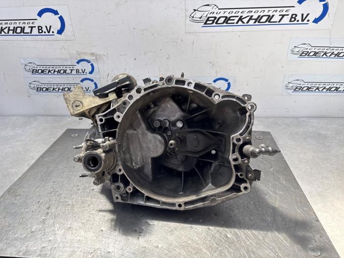 Gebrauchte Getriebe Peugeot 307 CC (3B) 2.0 16V Preis € 361,79 Mit Mehrwertsteuer angeboten von Boekholt autodemontage B.V