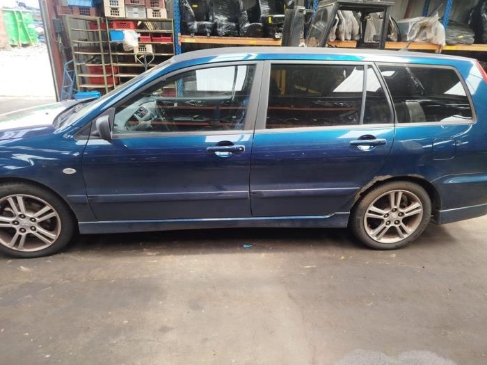 Usados Ventanilla triangular izquierda detrás Mitsubishi Lancer Wagon (CS/CT) 1.6 16V Precio € 75,00 Norma de margen ofrecido por Boekholt autodemontage B.V