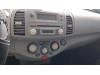 Kratka wentylacyjna deski rozdzielczej z Nissan Micra (K12), 2003 / 2010 1.2 16V, Hatchback, Benzyna, 1.240cc, 59kW (80pk), FWD, CR12DE, 2003-01 / 2010-06, K12BB02; K12FF02; K12FF03 2005