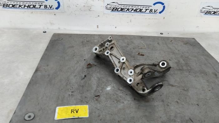 Used Engine mount Skoda Octavia Combi (1Z5) 2.0 Turbo FSI 16V RS Price € 30,00 Margin scheme offered by Boekholt autodemontage B.V