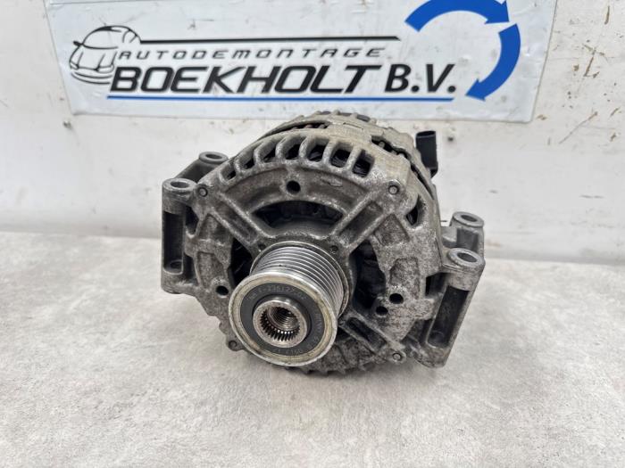 Usagé Dynamo Mercedes E Combi (S211) 3.0 E-320 CDI V6 24V Prix € 89,00 Règlement à la marge proposé par Boekholt autodemontage B.V
