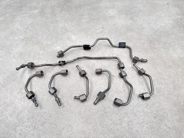 Gebrauchte Dieselleitung Set Mercedes E Combi (S211) 3.0 E-320 CDI V6 24V Preis € 45,00 Margenregelung angeboten von Boekholt autodemontage B.V