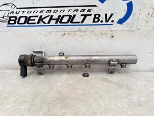 Used Fuel distributor Mercedes E Combi (S211) 3.0 E-320 CDI V6 24V Price € 99,00 Margin scheme offered by Boekholt autodemontage B.V