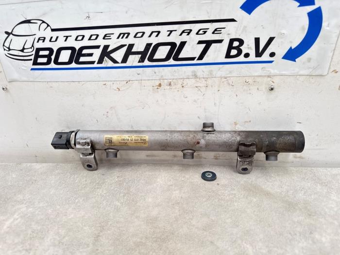 Gebrauchte Kraftstoffverteiler Mercedes E Combi (S211) 3.0 E-320 CDI V6 24V Preis € 99,00 Margenregelung angeboten von Boekholt autodemontage B.V