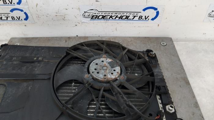 Gebrauchte Kühlerventilator Mercedes A (W168) 1.6 A-160 Preis € 45,00 Margenregelung angeboten von Boekholt autodemontage B.V
