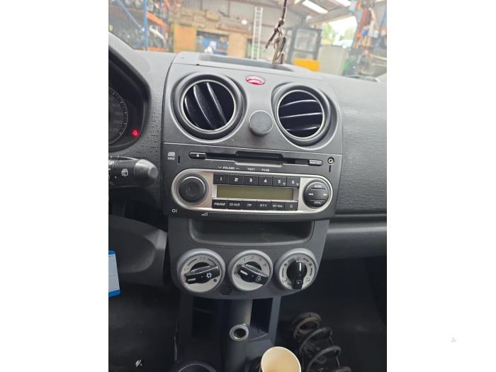 Używane Panel climatronic Mitsubishi Colt (Z2/Z3) 1.3 16V Cena € 75,00 Procedura marży oferowane przez Boekholt autodemontage B.V