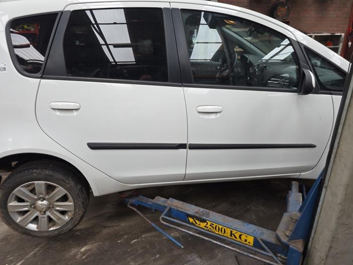 Usados Ventanilla triangular derecha delante Mitsubishi Colt (Z2/Z3) 1.3 16V Precio € 50,00 Norma de margen ofrecido por Boekholt autodemontage B.V