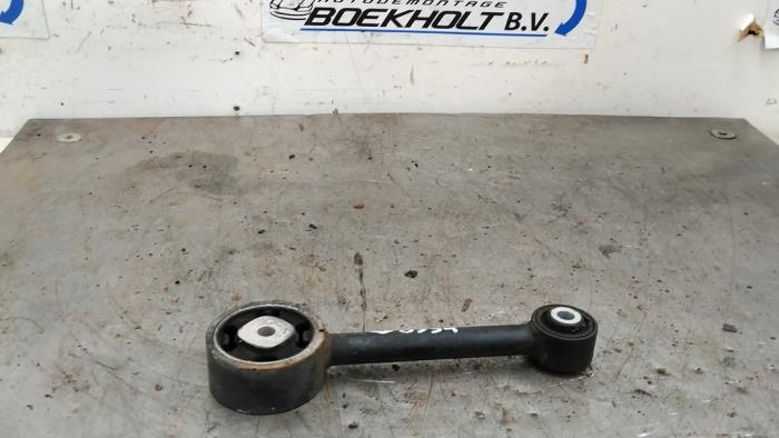 Usagé Support moteur Mitsubishi Colt (Z2/Z3) 1.3 16V Prix € 30,00 Règlement à la marge proposé par Boekholt autodemontage B.V