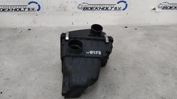 Gebrauchte Luftfiltergehäuse Opel Astra H SW (L35) 1.6 16V Twinport Preis € 20,00 Margenregelung angeboten von Boekholt autodemontage B.V