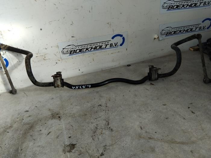 Używane Stabilizator przód Nissan Note (E11) 1.6 16V Cena € 60,00 Procedura marży oferowane przez Boekholt autodemontage B.V